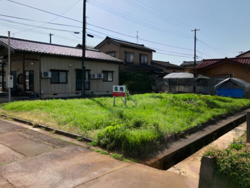 三条市西本成寺