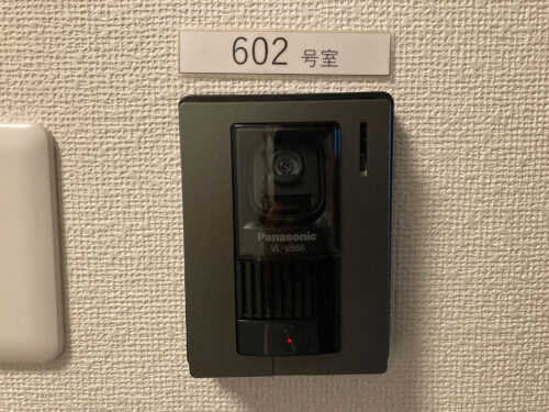 カメラ付きインターホン(外) カメラ付きインターホン(外)