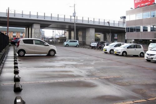 川商第5ビル駐車場（燕三条駅前）